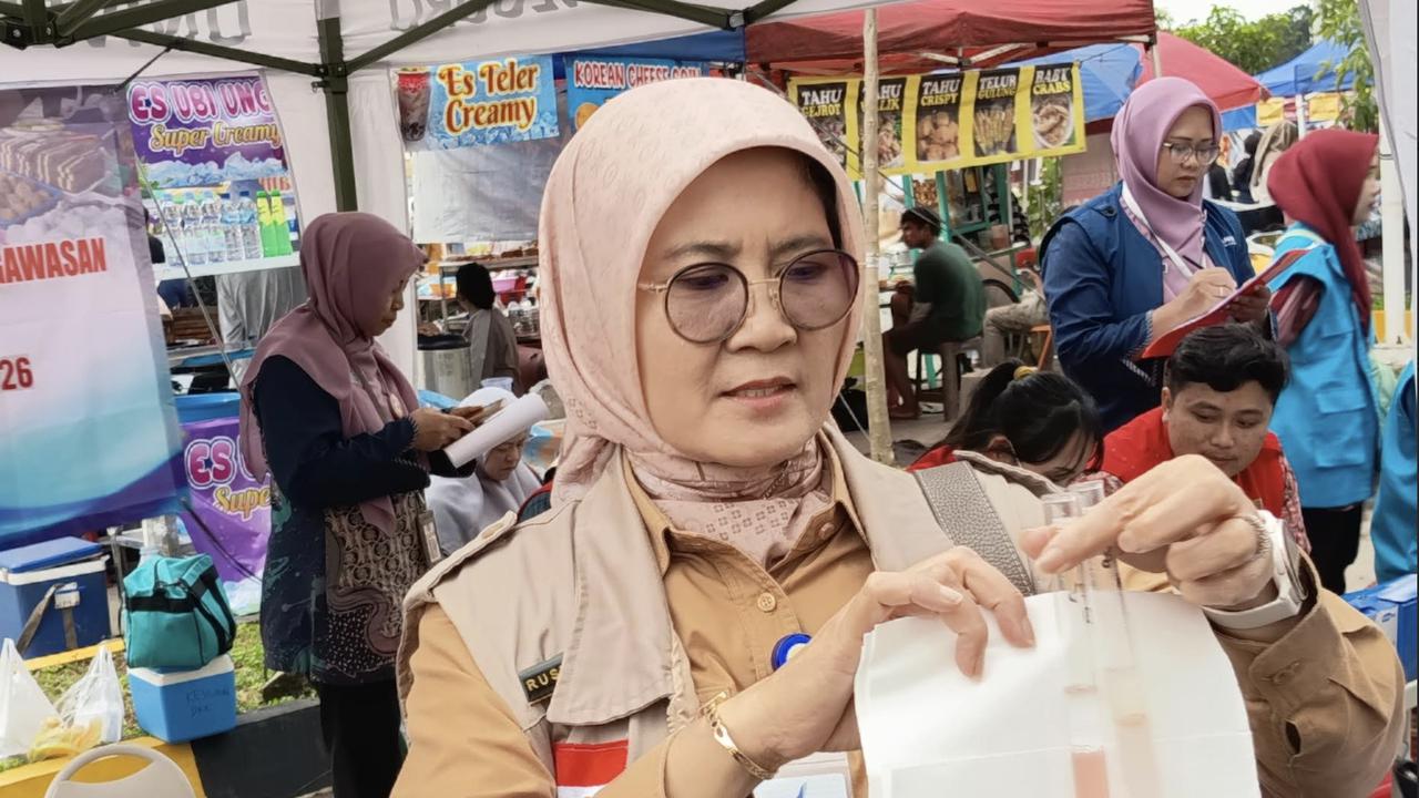 BPOM Semarang Temukan Zat Boraks Pada Gendar Saat Sidak Makanan Takjil di Tembalang