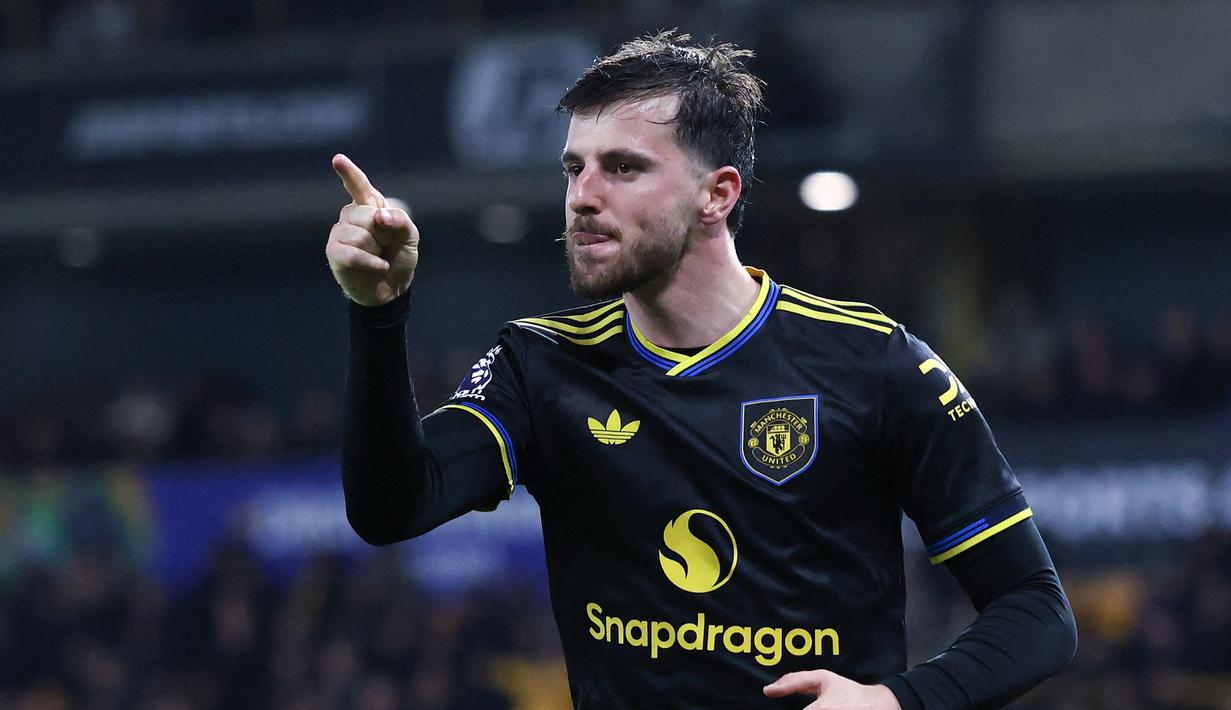 Pada laga ini, Mason Mount membukukan satu gol dan ditahbiskan sebagai pemain terbaik. Usai awal karier yang suram, kini pemain berusia 26 tahun itu seperti terlahir kembali. (AFP/Darren Staples)