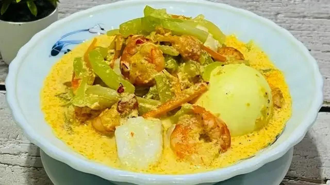 Resep Mudah Lontong Sayur Lodeh Tanpa Santan, Cocok Disajikan Saat Lebaran
