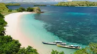 Penat dengan Rutinitas Pekerjaan? Berliburlah ke 5 Pantai Ini
