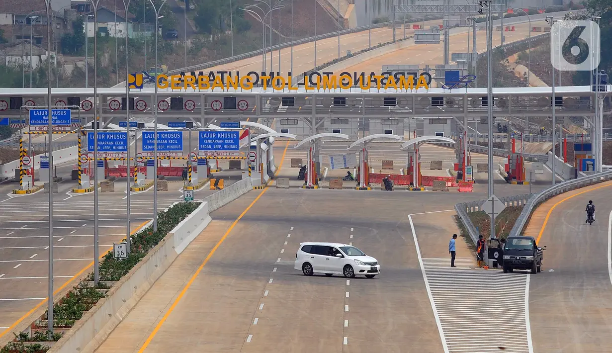Dengan adanya Tol Cijago, perjalanan dari Bogor ke Jakarta diprediksi dapat ditempuh dengan waktu berkendara selama 45 menit.  Selain itu, jalan tol ini juga diharapkan dapat meningkatkan konektivitas antarwilayah dan pertumbuhan ekonomi kawasan Jabodetabek, juga akan mengurai kepadatan arus lalu lintas di Kota Depok. (merdeka.com/Arie Basuki)
