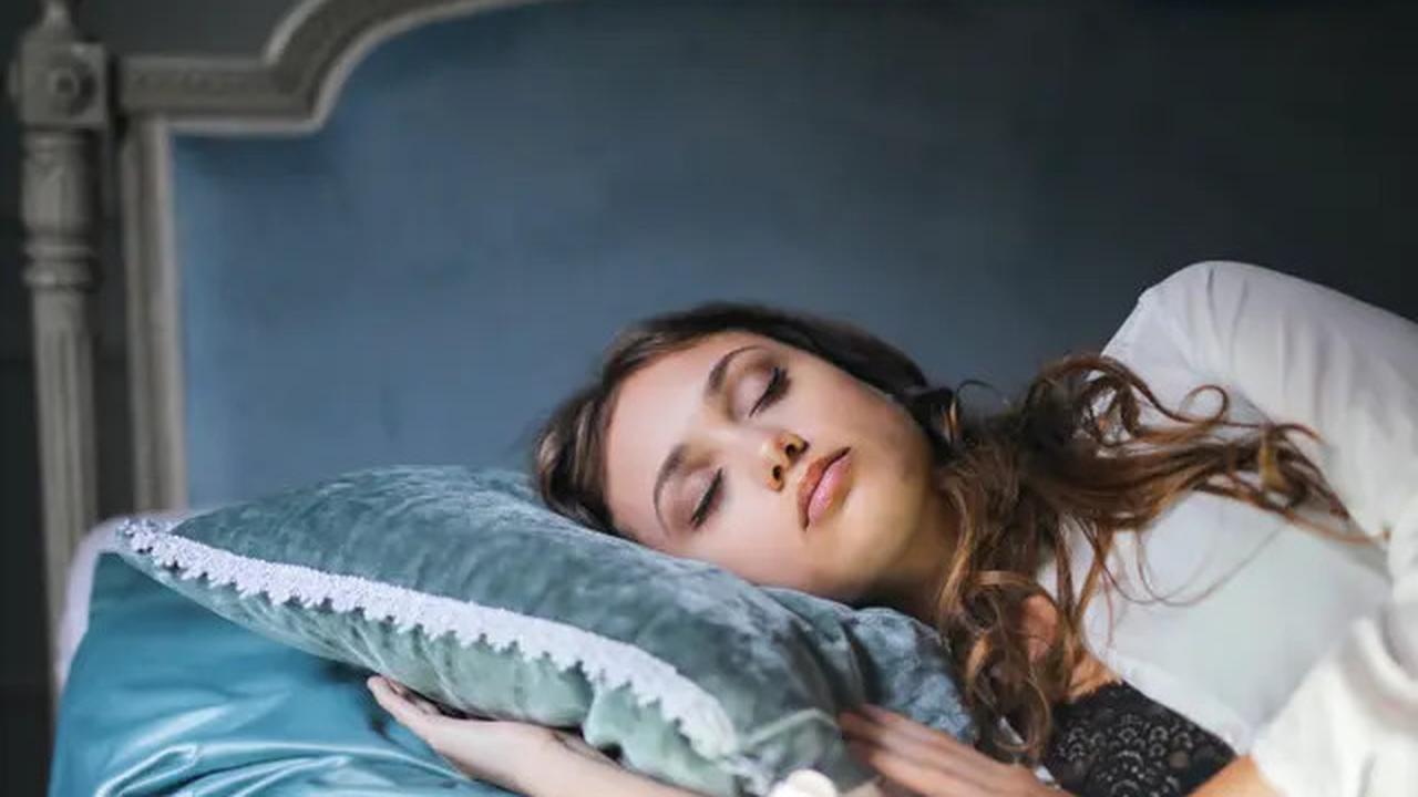 Mengapa Sulit Tidur di Tempat Baru? Ini Alasannya