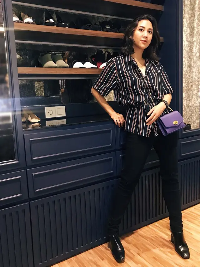 Inspirasi outfit Sherina