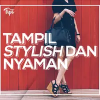 Bagi kamu yang ingin tampil simple saat lebaran namun tetap terlihat stylish, bisa lengkapi penampilanmu dengan sendal-sendal berikut ini!