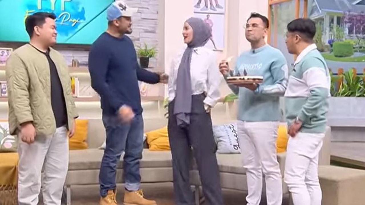 Tora Sudiro Blak-blakan Pernah Dekat Dengan Olla Ramlan 'Olla Itu Bahan Khayalan Gua, Kalau Ada Olla Nyiapkan Makan
