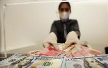 Rupiah Bergerak Menguat, tapi Masih Bertengger di Level Rp18.000 per USD