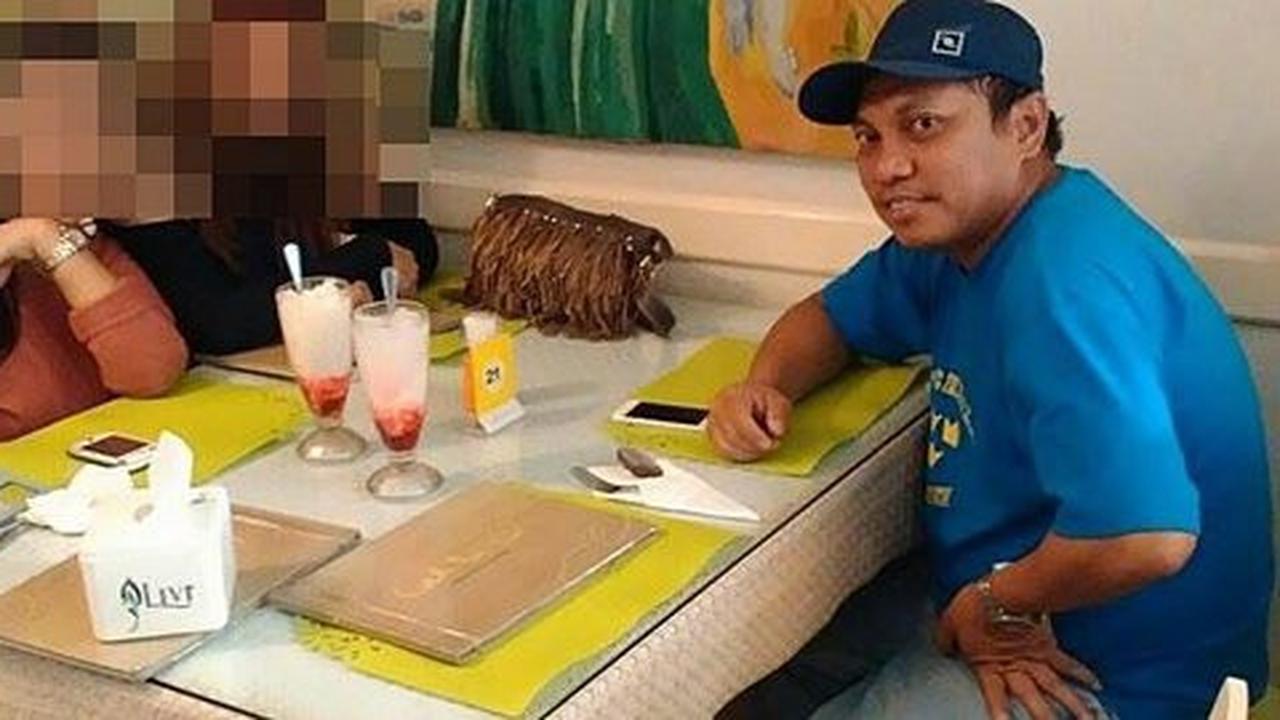 Handphone di meja Gayus milik siapa?