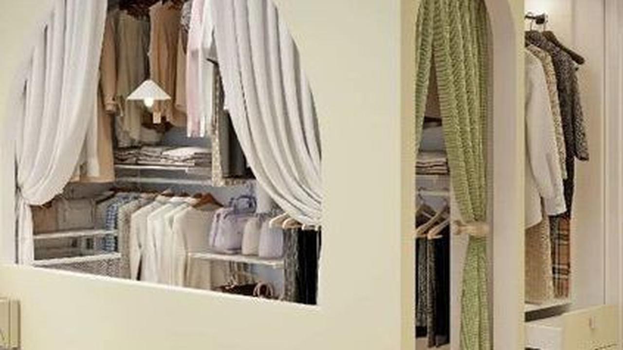 Walk in Closet Sederhana Estetik