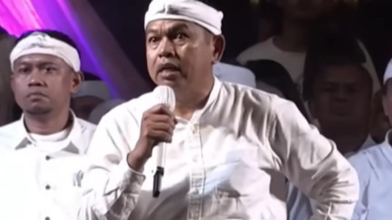 VIDEO: KDM Kembali Senyum Usai Ngamuk ke Suporter Persikas "Tak Masalah Jadi Gorengan Politik"