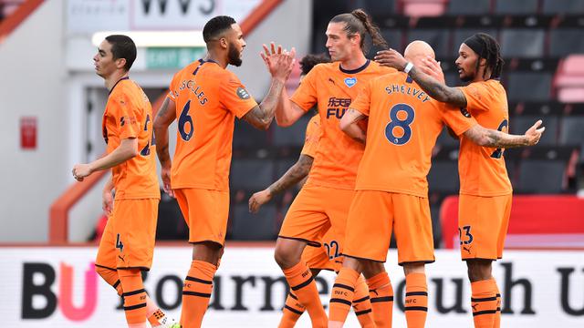 Dibantai Newcastle United, Bournemouth Semakin Terpuruk di Zona Degradasi