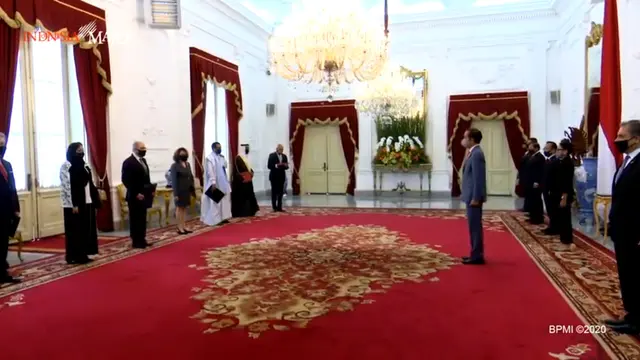 Presiden Jokowi menerima surat kepercayaan dari tujuh duta besar negara sahabat