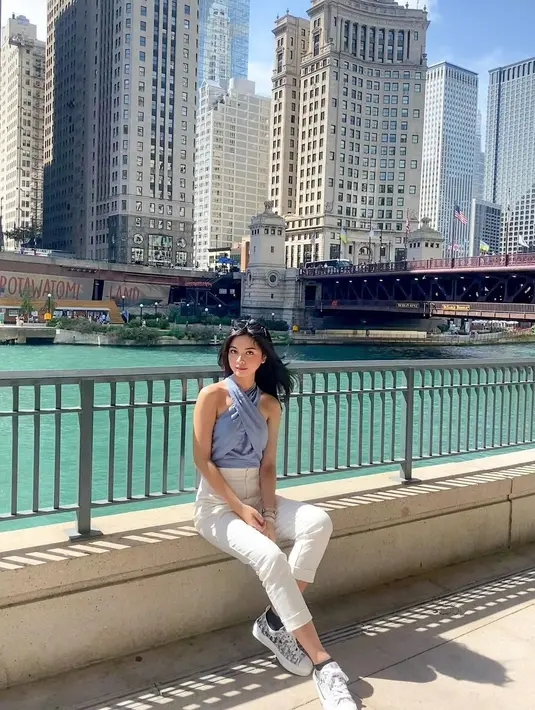 Diketahui Yoriko Angeline akan menjalani kuliah kurang lebih satu tahun dan akan vakum sejenak di dunia hiburan. (FOTO: instagram.com/yorikooangln_)