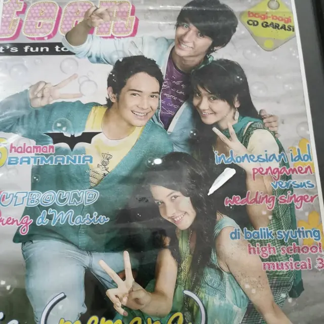 Donny  Michael saat membintangi sinetron remaja (https://www.instagram.com/p/B78h-eGg-Tk/)