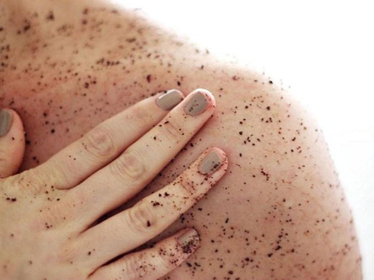 Scrub Sintetis: Solusi Aman untuk Kulit Kering dan Sensitif