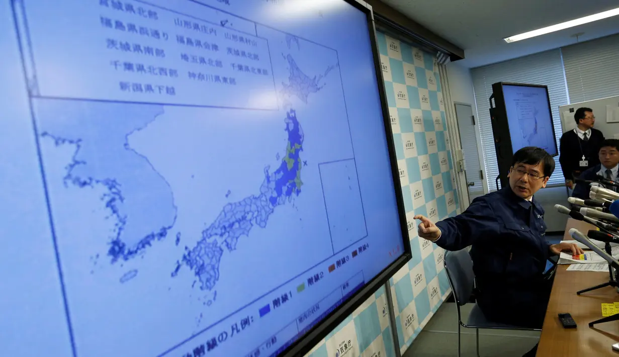Badan Meteorologi Jepang mengkonfirmasi adanya tsunami setinggi 60 cm di Pelabuhan Onahama dan 90 cm di Soma, setelah gempa, Jepang, Selasa (22/11). (REUTERS)