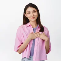 ilustrasi perempuan tersenyum tulus dengan tangan memegang dada/copyright freepik.com/cookie_studio