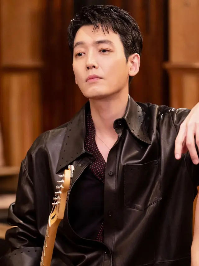 Usia Boleh Matang tapi Tampilan Tetap Oppa, Pesona 13 Aktor Korea yang Tak Lekang oleh Waktu