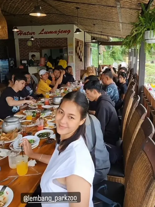 Liburan Keluarga Baim Wong