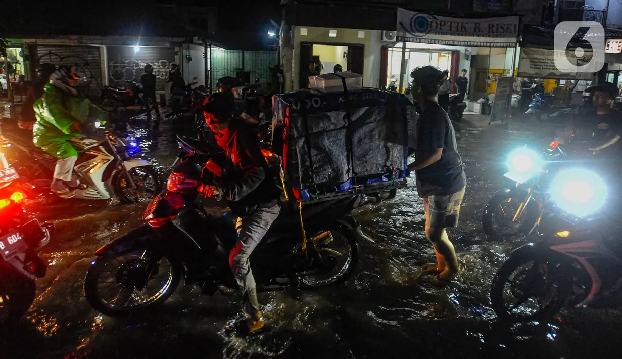 Beberapa motor mengalami mogok. (merdeka.com/Arie Basuki)