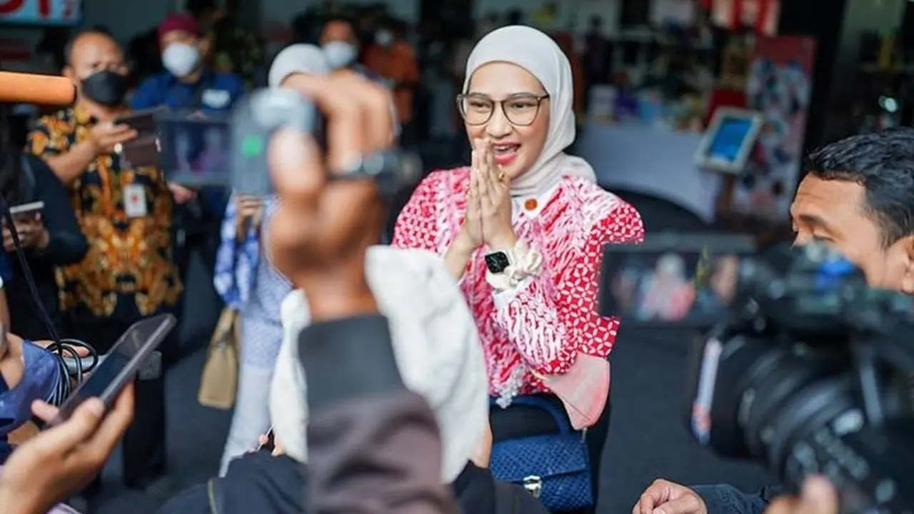 angkie yudistia