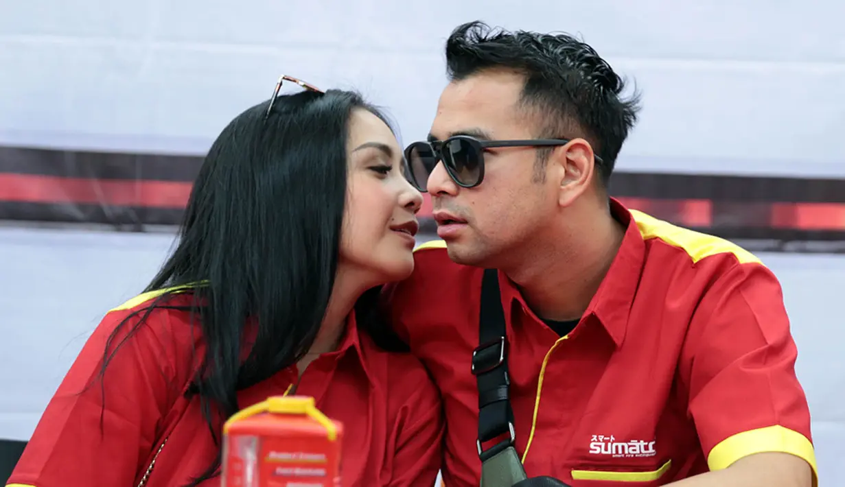 Nagita Slavina selalu menyiapkan makanan untuk berbuka dan sahur untuk sang suami, Raffi Ahmad. Meski sang suami banyak menghabiskan waktunya di lokasi syuting. (Deki Prayoga/Bintang.com)