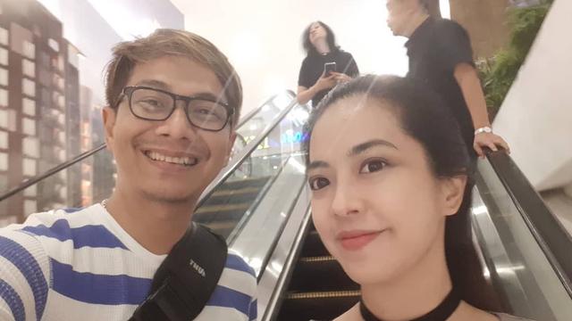 [Bintang] Delon dan Yeslin Wang
