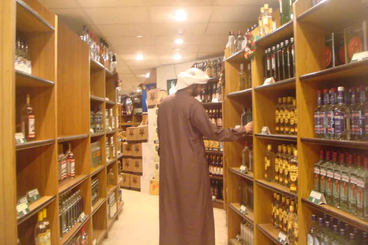 [Bintang] Ilustrasi alkohol di Uni Emirat Arab