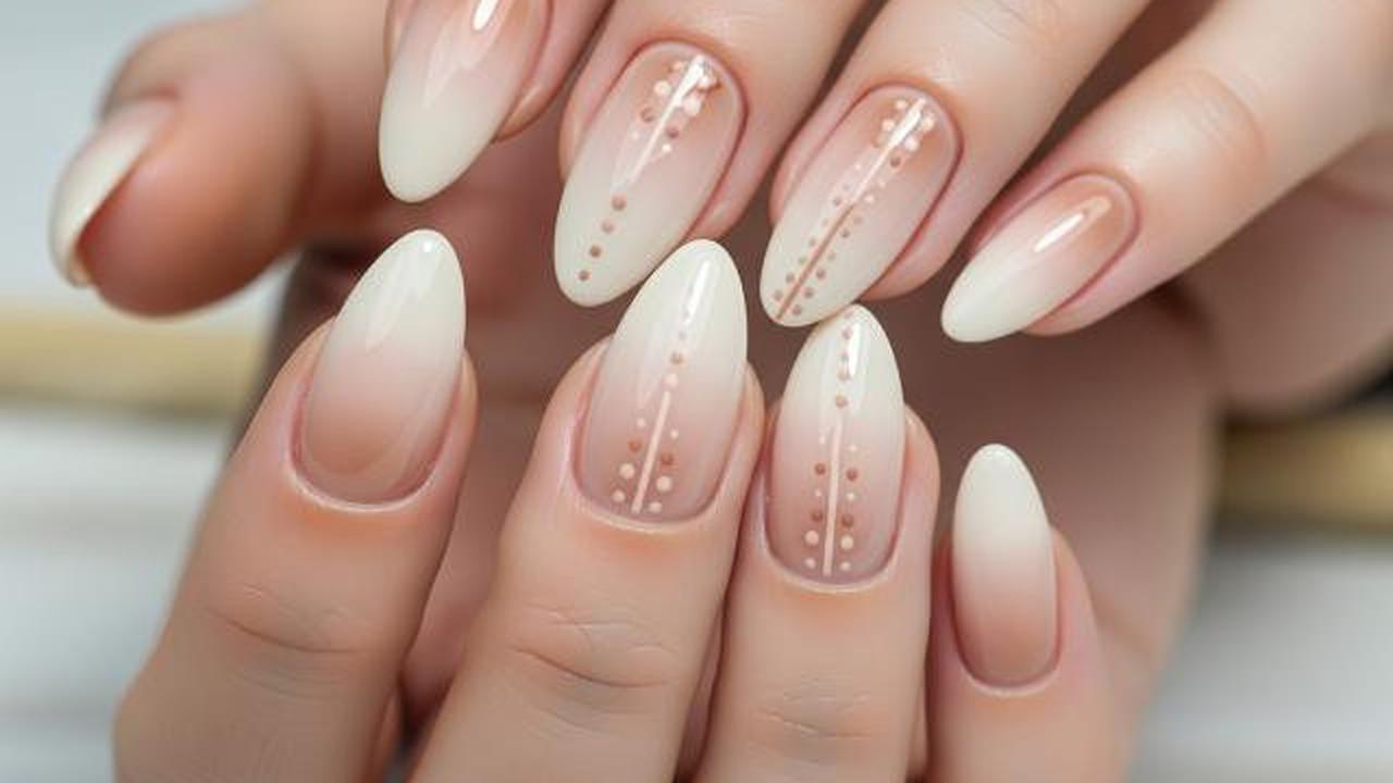 8 Ide Nail Art Simple Aesthetic, Elegan dan Enak Dipandang untuk Tampilan Memukau