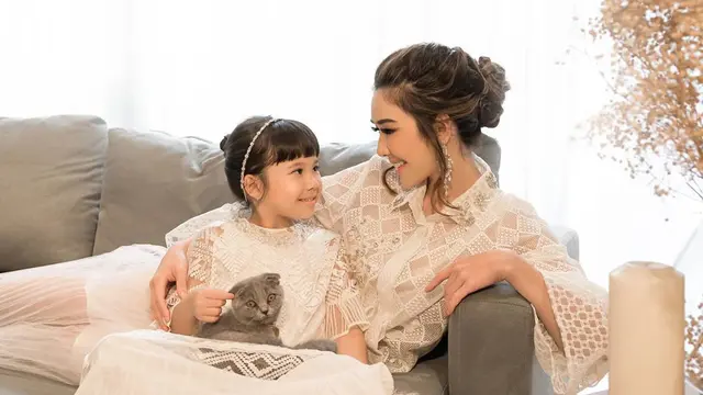 7 Pemotretan Gisella Anastasia dan Gempi, Ada Tamu Rahasia di Balik Layar