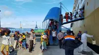 Awak Kapal Terkonfirmasi Covid-19, Tim Gabungan Awasi Kedatangan KM Dorolonda di Pelabuhan Bitung