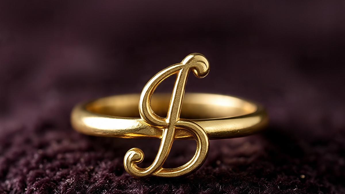 7 Desain Cincin Emas Inisial untuk Muslimah, Cantik Memikat dengan Harga Super Hemat