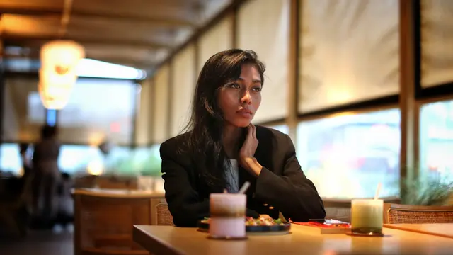 wanita februari sikap terhadap kehidupan