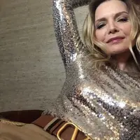 Michelle Pfeiffer di Golden Globe 2021 (Foto: Valentino)