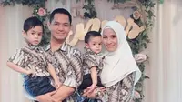 Inspirasi Model Gamis Batik ala Artis, Ide Fashion yang Cantik dan Berbudaya