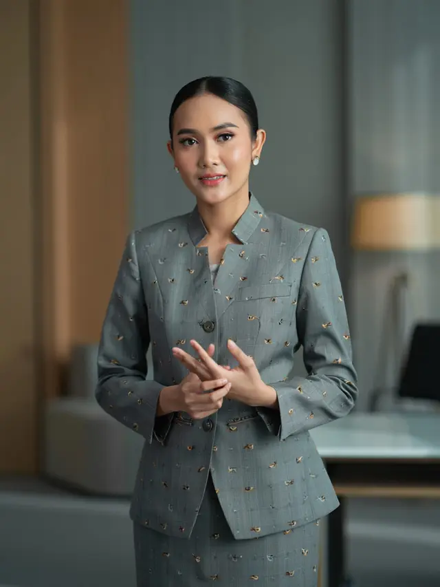 Blazer Batik Wanita Profesional