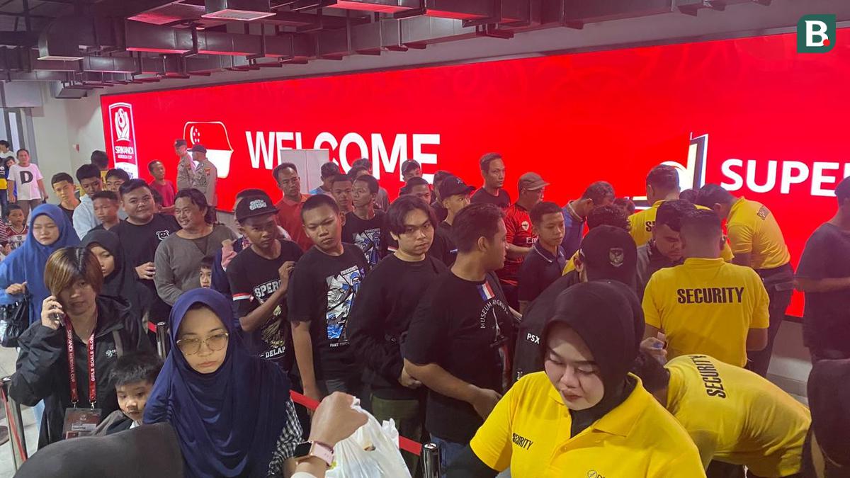 Malam 17 Agustus, Masyarakat Kudus Dukung Garuda Pertiwi Melawan Malaysia di Srikandi Merdeka Cup
