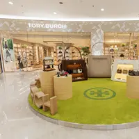 The Romy Pop-Up hadir di Jakarta dengan suguhan seru, sebuah rangkaian pengalaman terbatas dari Tory Burch. / Foto dok: Tory Burch.