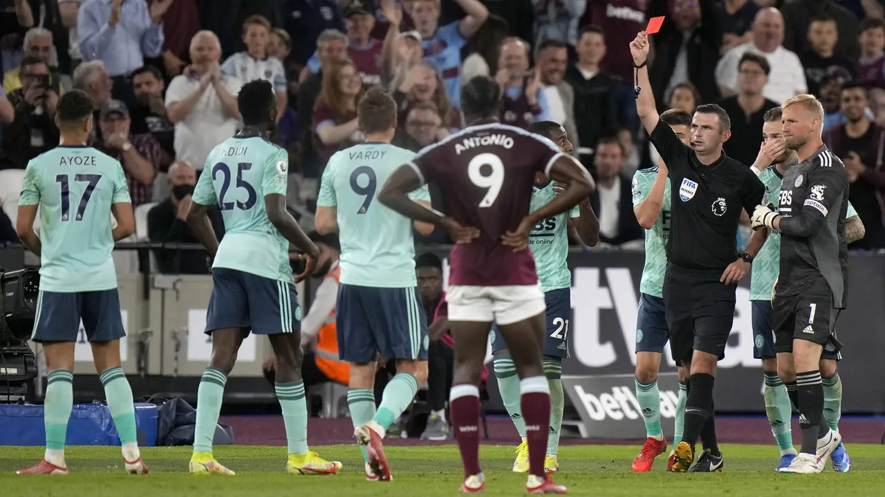 FOTO: Bantai Leicester City, West Ham United Puncaki Klasemen Liga Inggris
