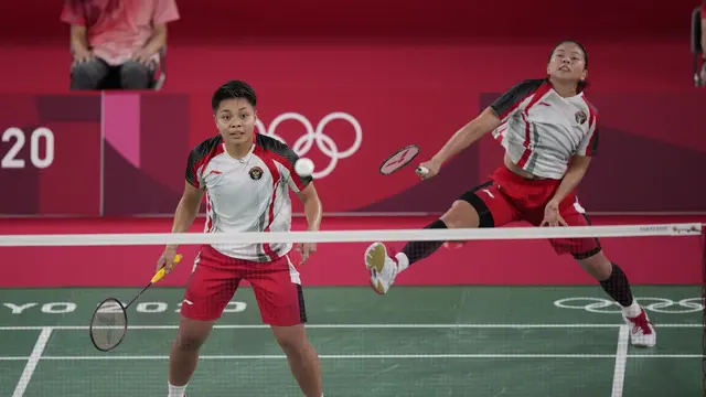 Macam-Macam Strategi Penyerangan dalam Permainan Bulu Tangkis - Ragam