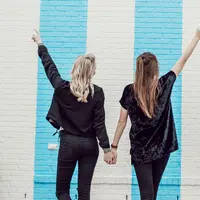 Mereka yang memiliki sifat ini adalah sahabat yang baik. (Foto: unsplash.com)