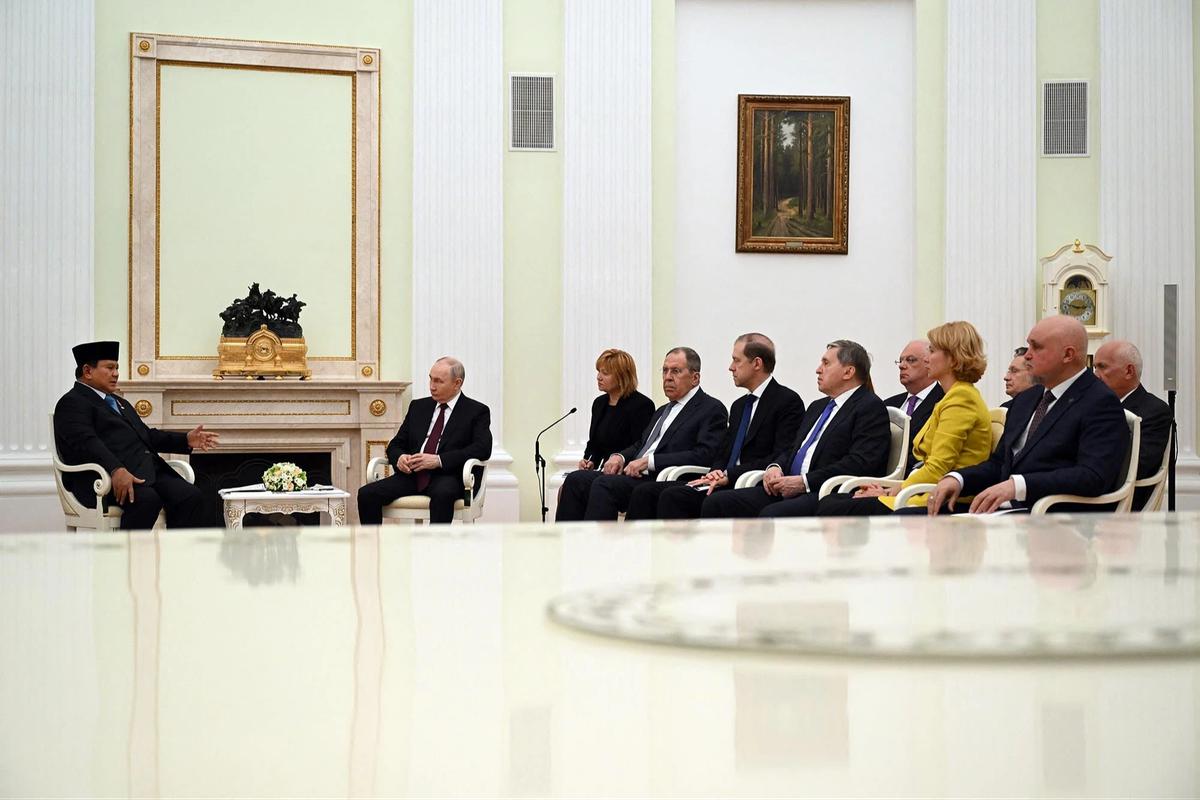 FOTO: Prabowo dan Putin Bahas Penguatan Kerja Sama Strategis di Moskow