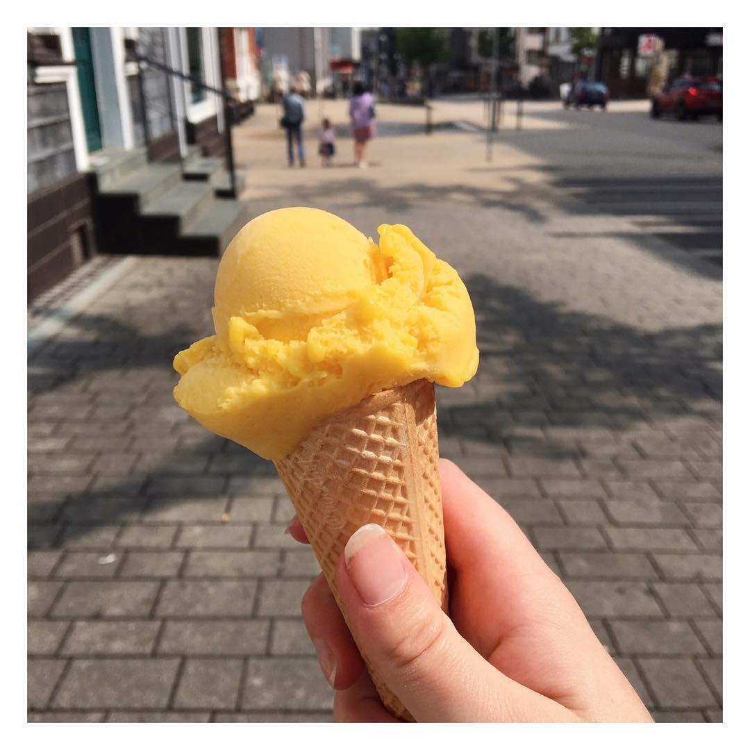 Es krim mangga. (Sumber Foto: vocalief/Instagram)