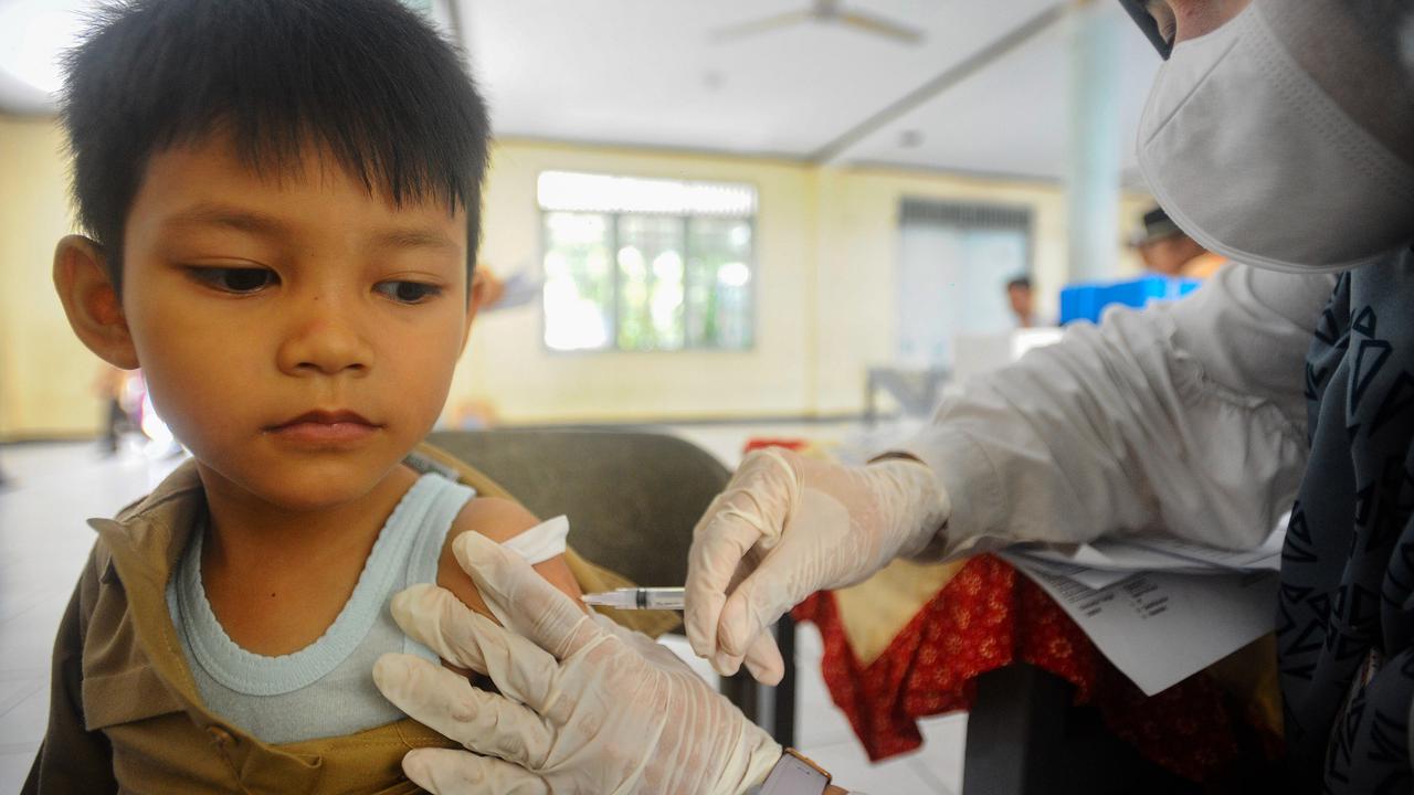 Bulan Imunisasi Anak Sekolah
