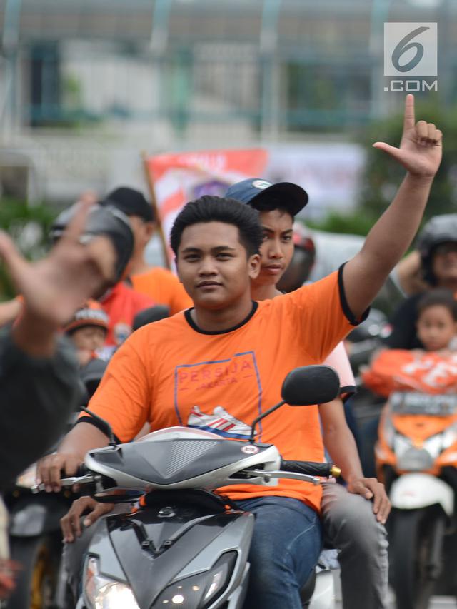 Ribuan Jakmania Ramaikan Konvoi Kemenangan Persija