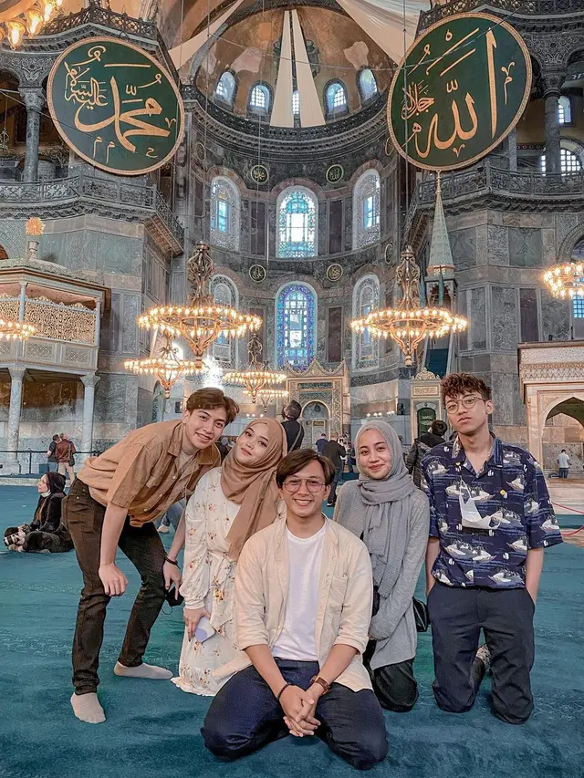 6 Momen Liburan Putri Delina dan Kekasih di Turki, Romantis
