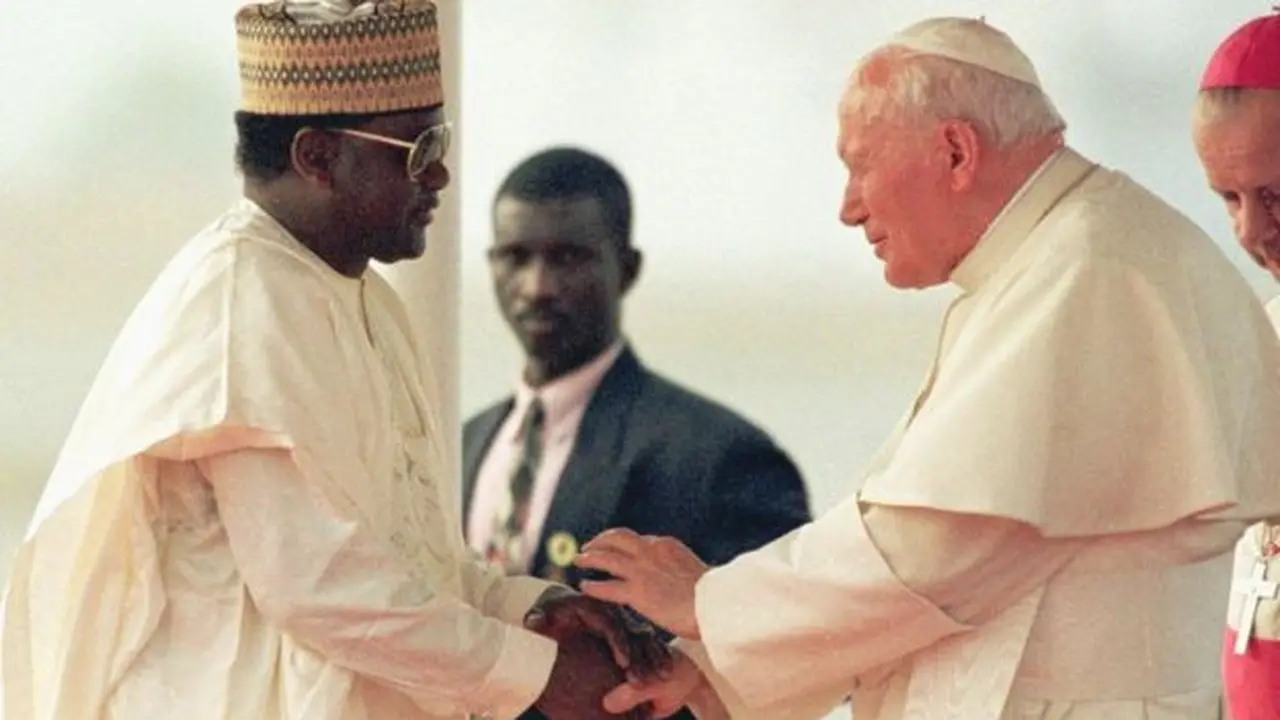 Sani Abacha pada bulan Maret 1998. (AFP)
