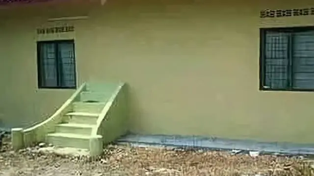 7 Potret Tampak Depan Rumah Ini Absurd, Pasti Bikin Bingung Tamu yang Datang