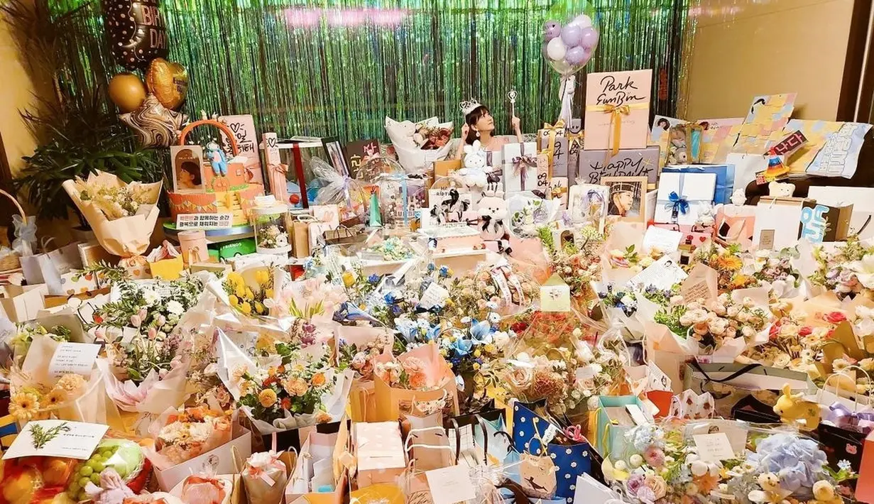 Park Eun Bin ultah ke-30. (Foto: Instagram/ eunbining0904)