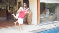 Begini Cara Ruben Onsu Tunjukkan Cinta di Hari Ulangtahun Istri