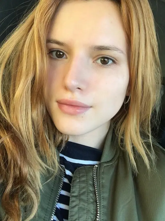 [Bintang] Bella Thorne